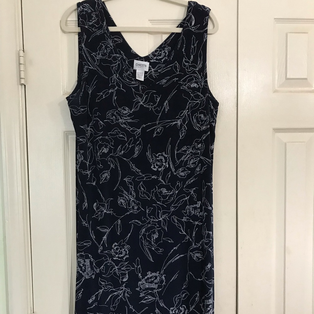 Chico’s travelers dress size 3 EUC